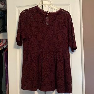Burgundy lace top, Torrid size 2